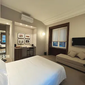 https://my-milano-charming-luxury-rooms.it-lombardy.com